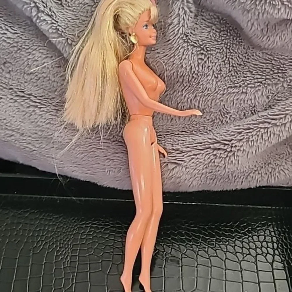Vintage Mattel 1996 Splash n Color Barbie Blonde Pink Braided Hair Indonesia